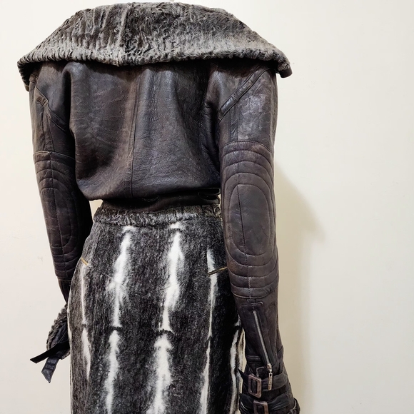 Elegant Black and Gray Women's Jacket - Picture 5 of 8